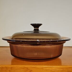 Glass Vision Ware Casserole Dish with Lid - Brown